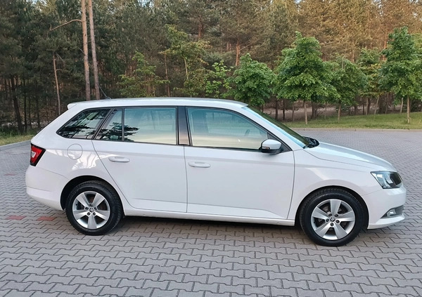 Skoda Fabia cena 34900 przebieg: 134950, rok produkcji 2017 z Góra małe 497